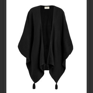 Box of Style Cleobella NWT Sevigny Capelet Black